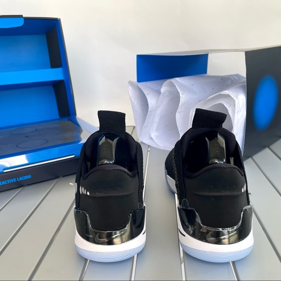 Black Nike Adapts BB - Picture 5 of 10